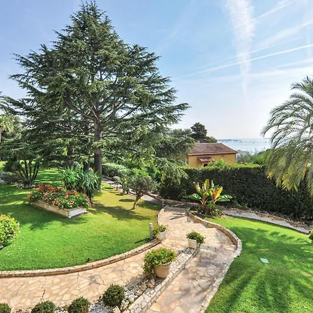 1 Bedroom Lovely In Cannes