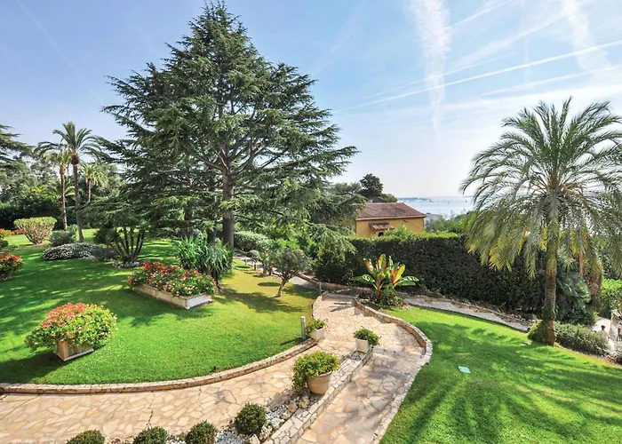1 Bedroom Lovely In Cannes