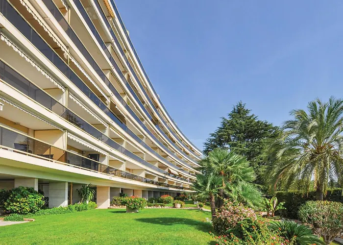 1 Bedroom Lovely In Apartman Cannes