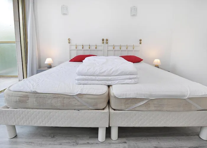 Apartman 1 Bedroom Lovely In