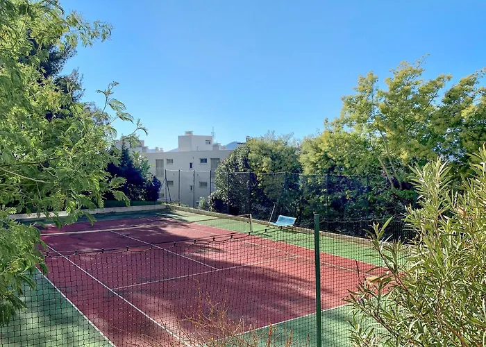 1 Bedroom Lovely In
